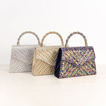 Mu Mu estélyi táska — vízszintes négyszögletes forma, záró mechanizmus, poliészter, belső telefontartó zseb.