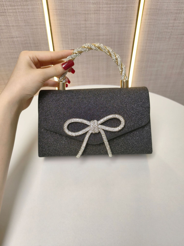 Estélyi clutch gyémántos masnival, kis négyszögletes forma, mágneses zár, telefontartó zseb