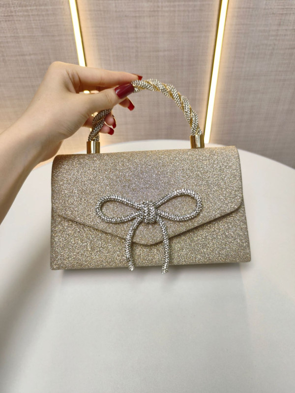 Estélyi clutch gyémántos masnival, kis négyszögletes forma, mágneses zár, telefontartó zseb