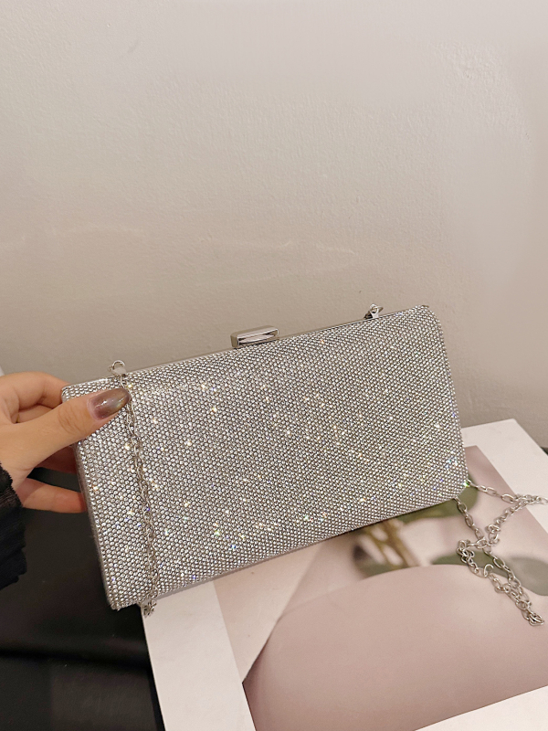 Čipkasta mala kvadratna večernja clutch torbica sa zaključavanjem, vodoravni oblik, podstava od poliestera