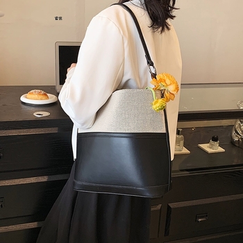Ruiyingzizhi bucket torba, gradska jednostavnost; PU materijal, bucket bag stil, zatvaranje na zip, oblik bucket, unutarnja džep za telefon