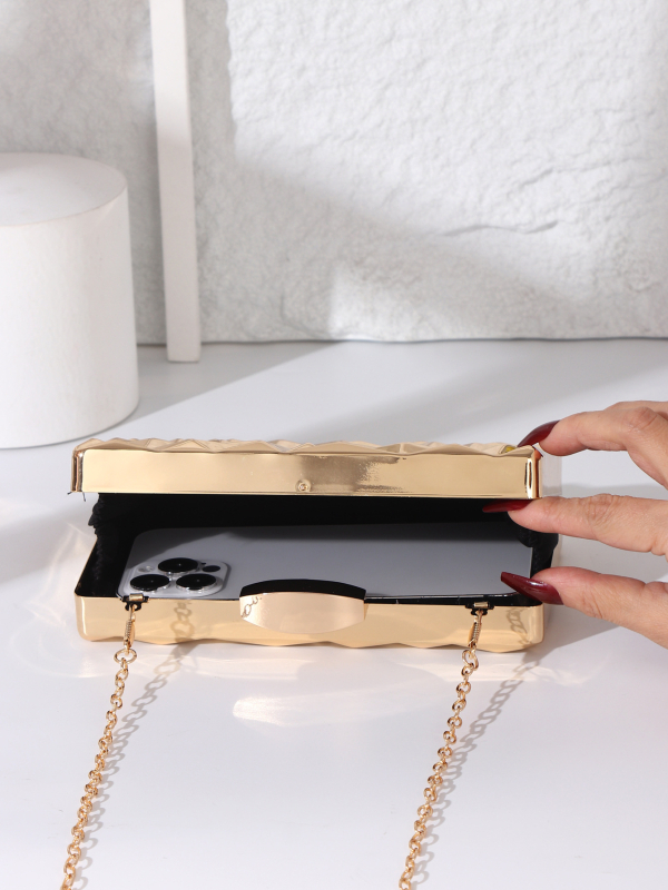 Večernja clutch torbica – Metalna, Horizontalnog kvadratnog oblika, Zaključavanje na bravu, Unutarnji džepovi za telefon i dokumente, Podstava od poliestera