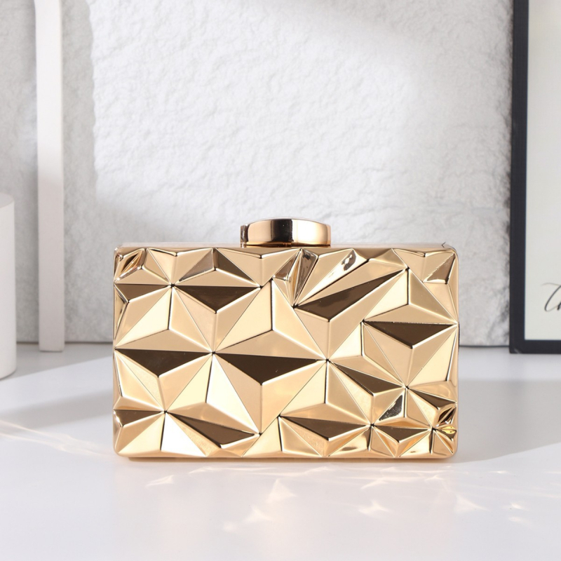 Večernja clutch torbica – Metalna, Horizontalnog kvadratnog oblika, Zaključavanje na bravu, Unutarnji džepovi za telefon i dokumente, Podstava od poliestera