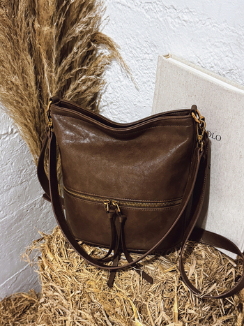 Чанта-кофа от PU с цип, единична презрамка, подплата полиестер, форма на кофа