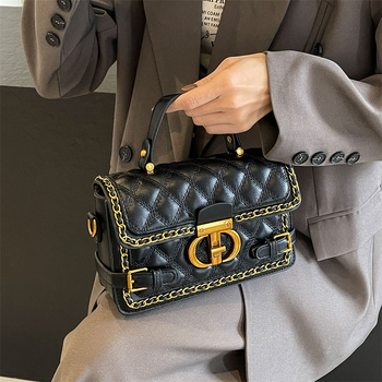 Geantă crossbody din PU cu broderie diamantată, formă pătrată orizontală, buzunar interior cu fermoar, căptușeală poliester.