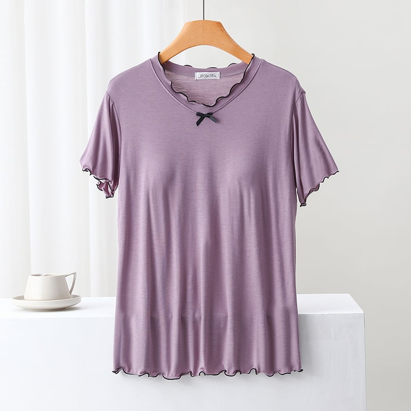 Modalni noćni top, V-izrez, kratki rukavi, opuštena silueta, prozračan i upija vlagu