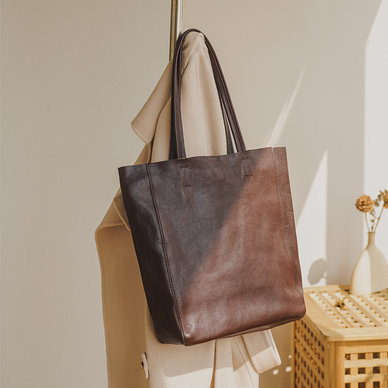 Torba tote od prve kože – urban stil, retro dizajn, vertikalni kvadratni oblik, magnetsko zatvaranje, velika kapaciteta, unutarnji džep sa zipom i džep za telefon