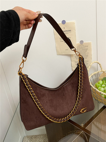 Torba za ramena sa zatvaračem, vertikalno kvadratnog oblika, poliesterska tkanina, unutarnji džep sa zatvaračem i džep za dokumente