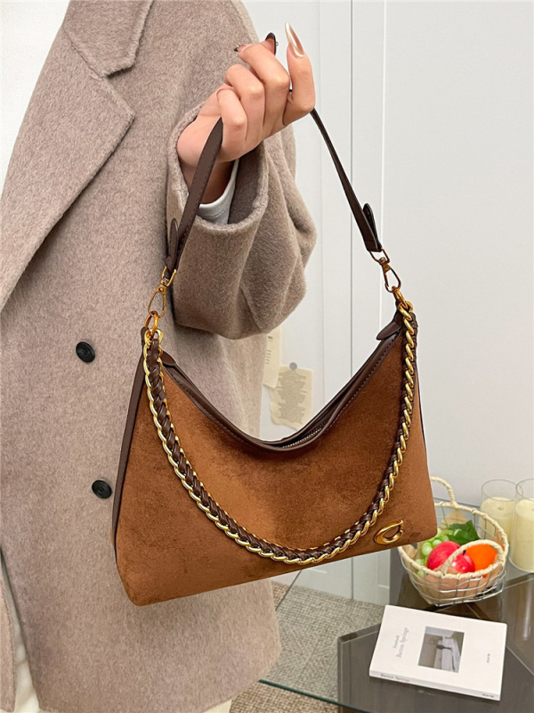 Torba za ramena sa zatvaračem, vertikalno kvadratnog oblika, poliesterska tkanina, unutarnji džep sa zatvaračem i džep za dokumente