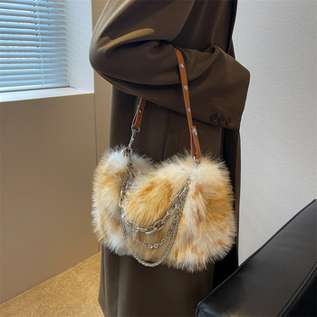 Unisex torba preko ramena sa zipom, horizontalan kvadratni oblik, poliester podstava, unutarnja pretinica za telefon, jedna naramenica