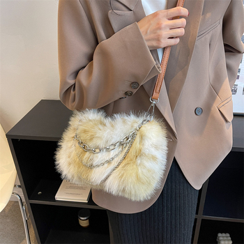 Unisex torba preko ramena sa zipom, horizontalan kvadratni oblik, poliester podstava, unutarnja pretinica za telefon, jedna naramenica