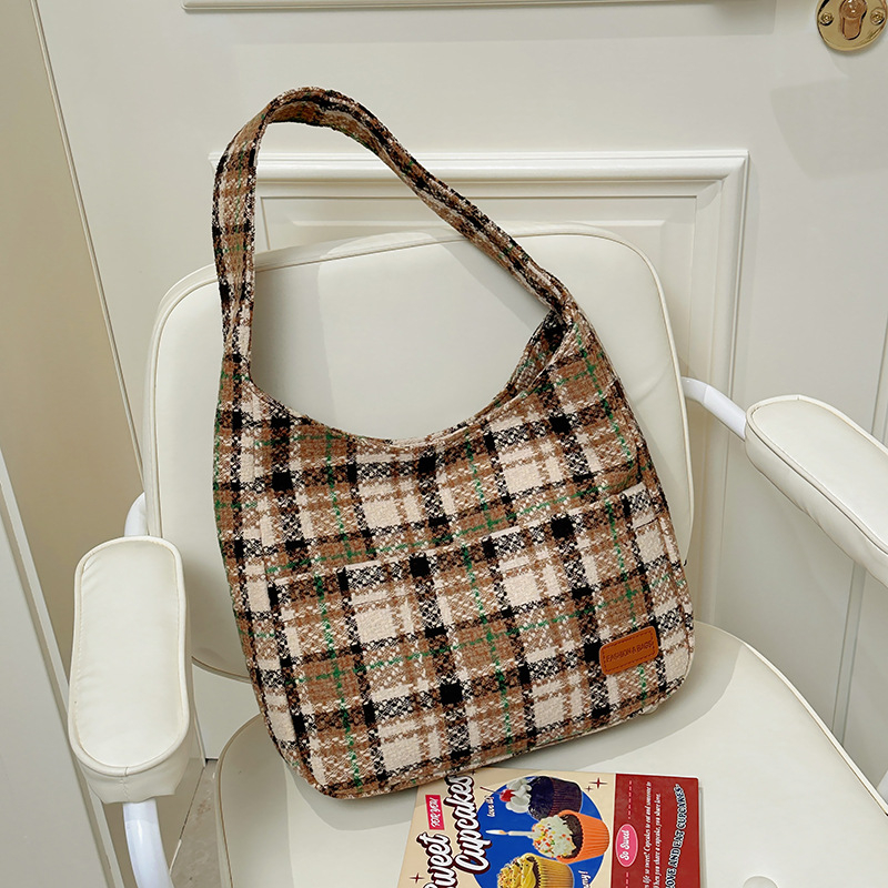 Ženska vunena tote torba, ulični stil, vertikalni kvadratni oblik, magnetsko zatvaranje, unutarnja pretinica za telefon