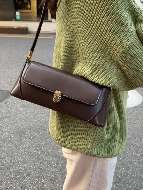 PU horizontalno kvadratna crossbody torba s poklopcem, zatvara otvorenje, skriveni džep sa zatvaračem