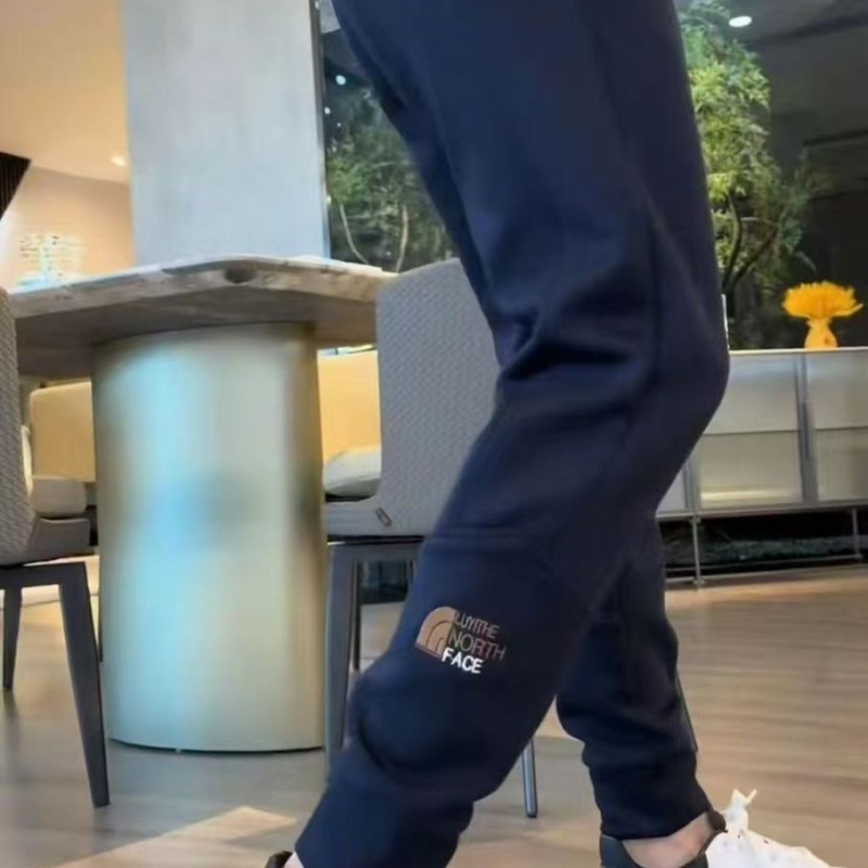 Muške sport hlače od baršuna Cupro, Slim-Fit, ravni kroj, duge