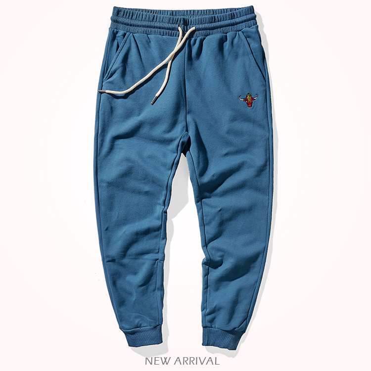 Muške jogger hlače – knit cargo stil, srednji pas, debeli terry, Cupro vlakno, mikroelastičnost