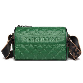 Ženska crossbody torba od kože prve sloje – horizontalni kvadratni oblik, zatvarač, poliester podstava, jedna naramenica