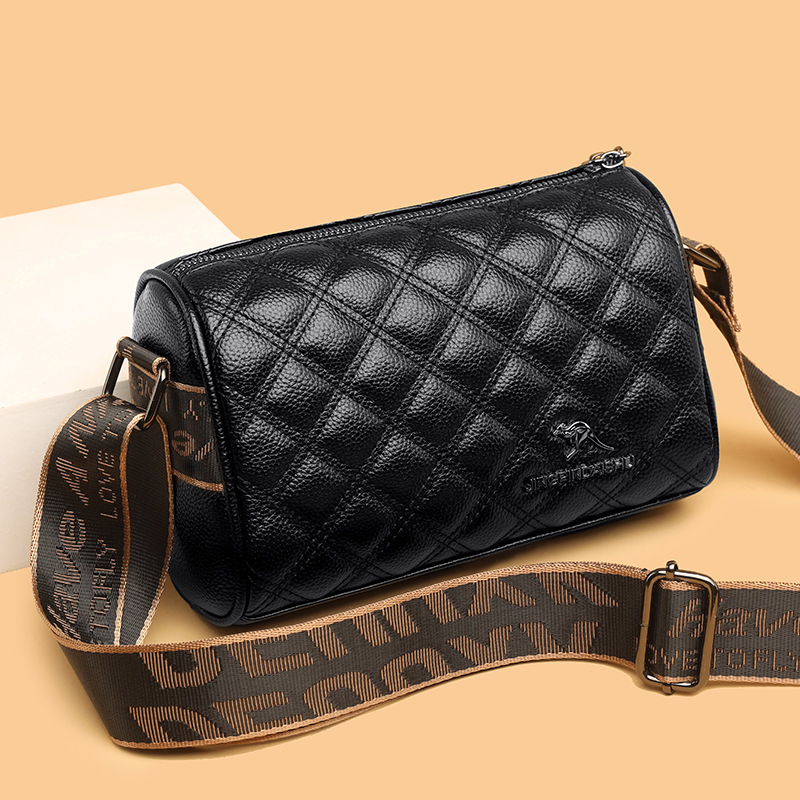 Ženska crossbody torba od kože prve sloje – horizontalni kvadratni oblik, zatvarač, poliester podstava, jedna naramenica