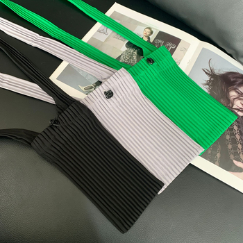 Crossbody torbica za telefon s plisiranim dizajnom, zatvarač, poliester, vertikalni kvadratni oblik