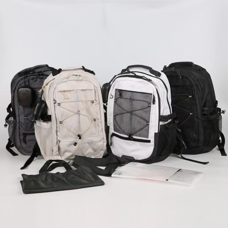 Nylonový školský batoh s kapacitou 20–35 L, pre 17-palcový notebook, ergonomický chrbát, priedušný, nepremokavý a odolný voči opotrebeniu