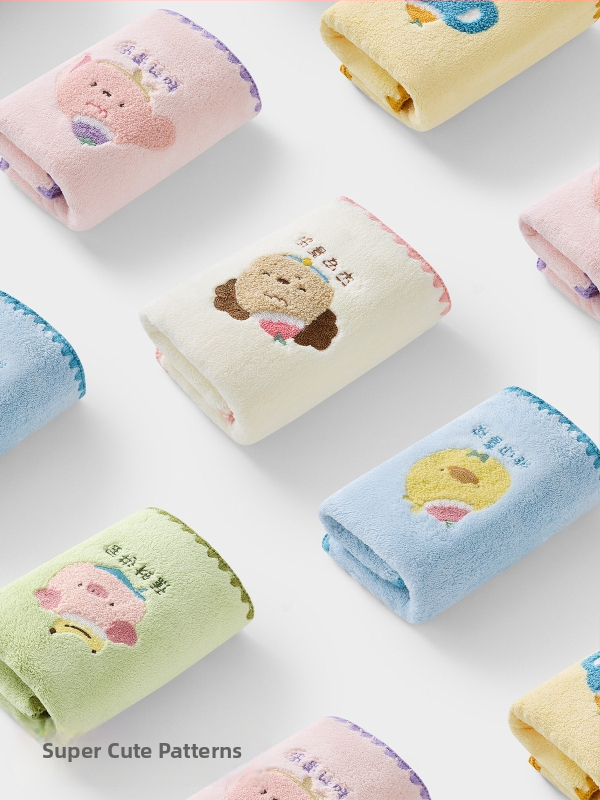 Детска антибактериална кърпа с карикатурен принт – мека и абсорбираща кърпа за лице и ръце за деца на възраст 1–3 години