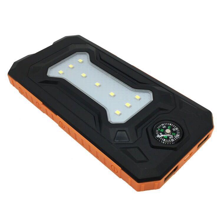 Kültéri napelemes power bank iránytűvel és LED zseblámpával, 10000 mAh, bemenet 5V, QC gyors töltés, max kimenet 10W