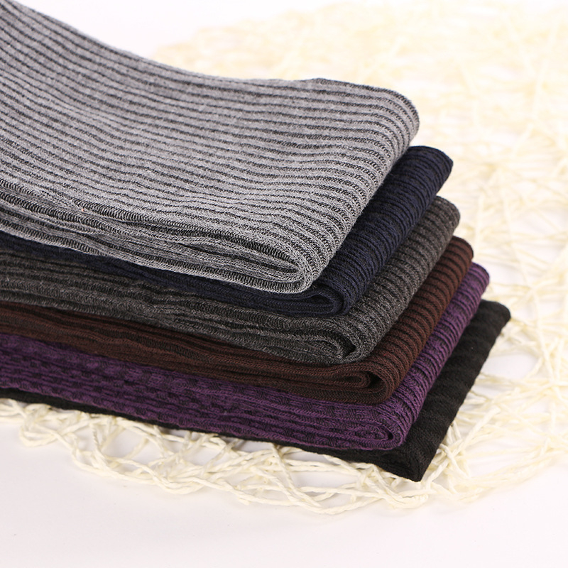 Trudničke pletene tajice s visokim strukom, dišući najlon/poliamid, ultra-tanki materijal, bezšivne područje prekoljenice, visina potkoljenice 9/10