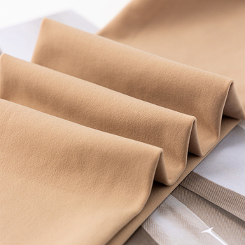 Najlon čarape s podizanjem stražnjice, srednja debljina, sadržaj najlona 30-50%