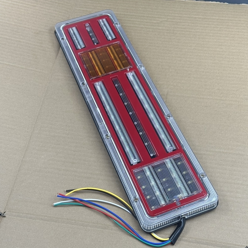 LED stražnje svjetlo za kamion 24V – vodootporno, otporno na udarce, svjetlo za skretanje i kočenje, 5000 lm