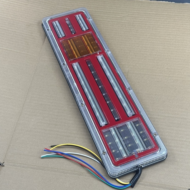 LED stražnje svjetlo za kamion 24V – vodootporno, otporno na udarce, svjetlo za skretanje i kočenje, 5000 lm