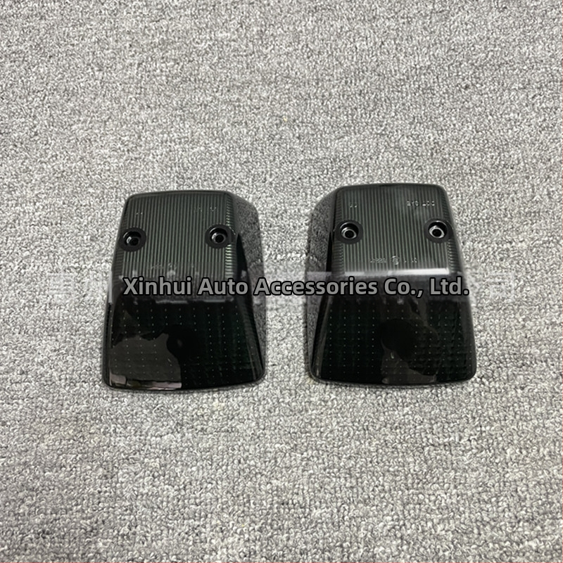 Carcasă semnalizare Xinhui din PP pentru W463 Mercedes-Benz G-Class (G500/G63/G350/G55) cu suport de instalare