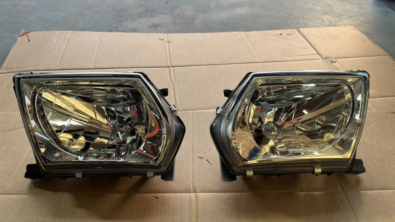 Kutni far Nissan Y61 (1998–2005) LED 12V 55W ABS