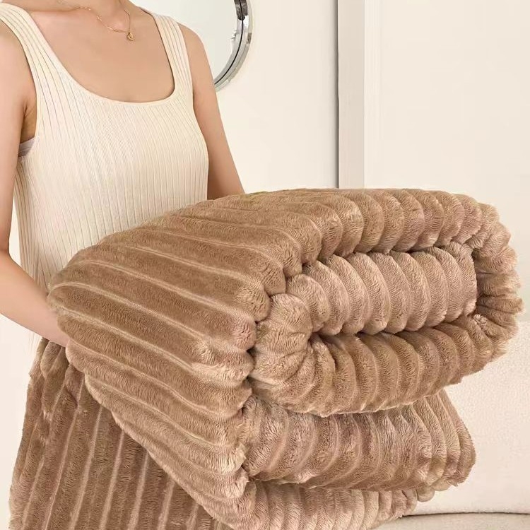 Debela deka za kauč, poliester vlakno, jednobojna, 500–800 g, pogodna za sve sezone, moderni minimalistički stil