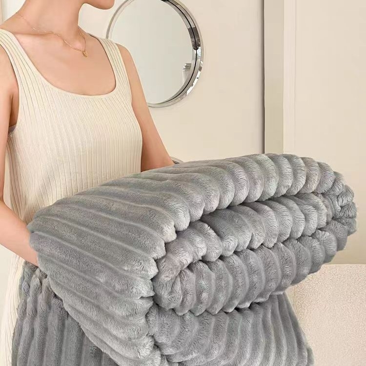 Debela deka za kauč, poliester vlakno, jednobojna, 500–800 g, pogodna za sve sezone, moderni minimalistički stil