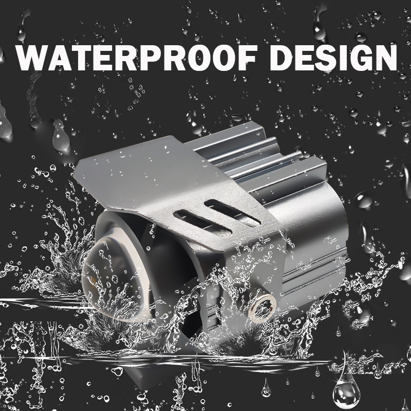 Motociklistički LED reflektor s poklopcem, aluminijsko kućište, 12W, 9-80V, model YL-5655, univerzalna kompatibilnost