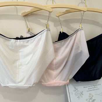 Čipkaste ženske gaćice s srednje visokim strukom, poliester materijal, pamuk podstava, jednobojni uzorak