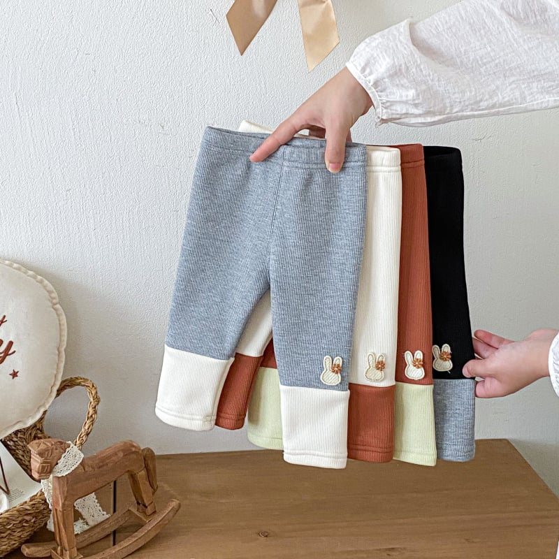 Dječje leggings za djevojčice s flis podstavom, patchwork dizajn s zekom, rayon-spandeks mješavina, srednji pojas, jesen-zima 2025