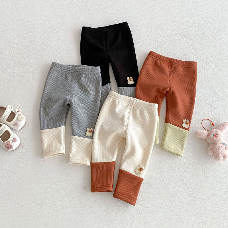 Dječje leggings za djevojčice s flis podstavom, patchwork dizajn s zekom, rayon-spandeks mješavina, srednji pojas, jesen-zima 2025
