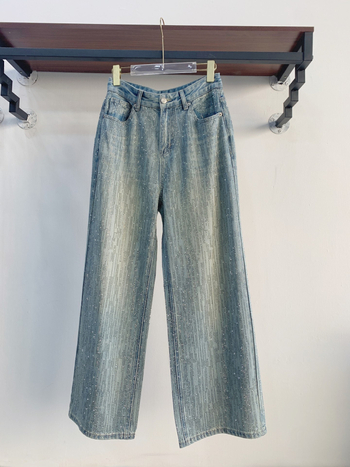Jeans od denima širokih nogavica s Hotfix kristalima, srednji pojas, ležerni ravni kroj, gradski stil