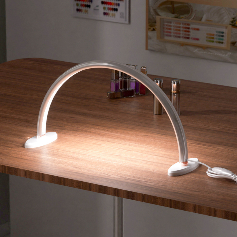 Lampa za njegu noktiju na stolu, LED lampa u obliku luka s trobojnim osvjetljenjem, USB napajanje, metalno sjenilo, gumb za uključivanje