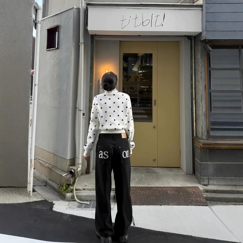 Blugi cu broderie pe buzunar cu litere, talie înaltă, croi drept lejer, din bumbac pentru femei, primăvara 2025