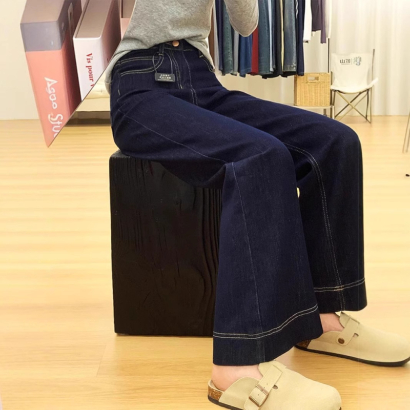 Traperice visokim strukom, ravni kroj, denim-pamučna smjesa, mikroelastičnost, perive