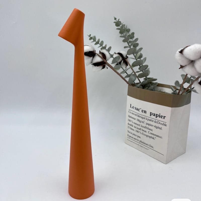 Stolna lampa s dodirnim upravljanjem, metalni abažur, USB napajanje, CE potvrda, napon do 36V