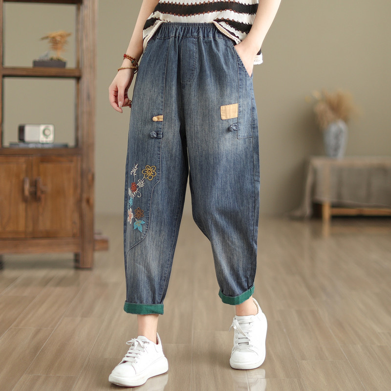 Ženske traperice u korejskom stilu s izvezenim cvijećem, srednje visokim strukom, straight kroj, do gležnja, 70–80% pamuka