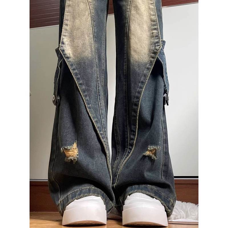 Traperice od denima, visokim strukom, ravnim krojem, ispran završetkom, detalj kaiša (Denim; Pamuk + Elastan; Isprano; Visoki struk; Ravni kroj)