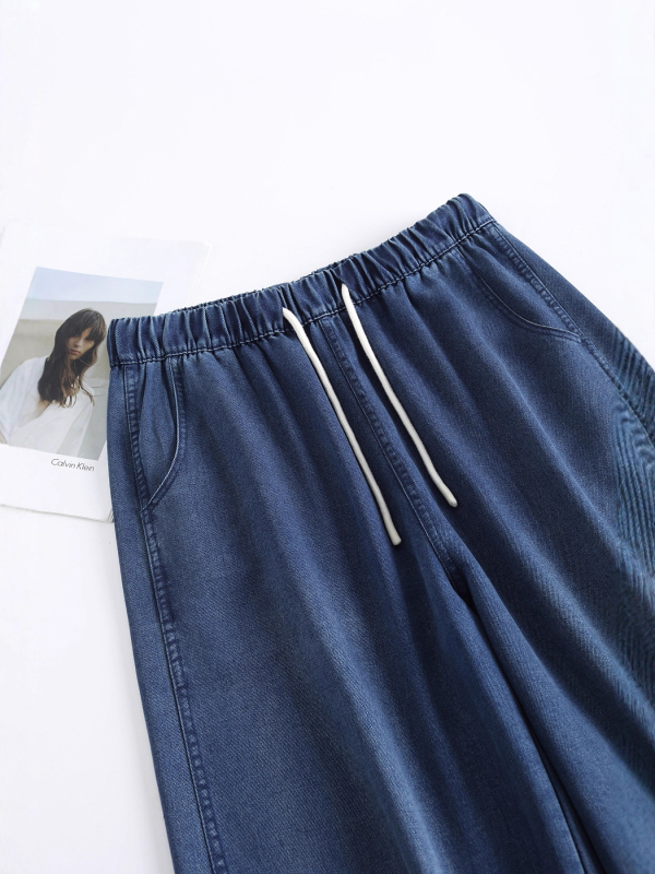 K.hip Lyocell denim hlače - ženske, široke, visoki struk, pranje pijeskom, 50-70% Lyocell, 30% poliester