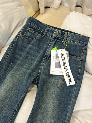 Traperice s visokim strukom, blago proširene bootcut, denim, mikroelastičnost, 50–70% pamuk
