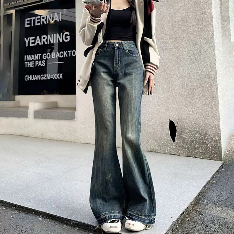 Traperice s visokim strukom, blago proširene bootcut, denim, mikroelastičnost, 50–70% pamuk