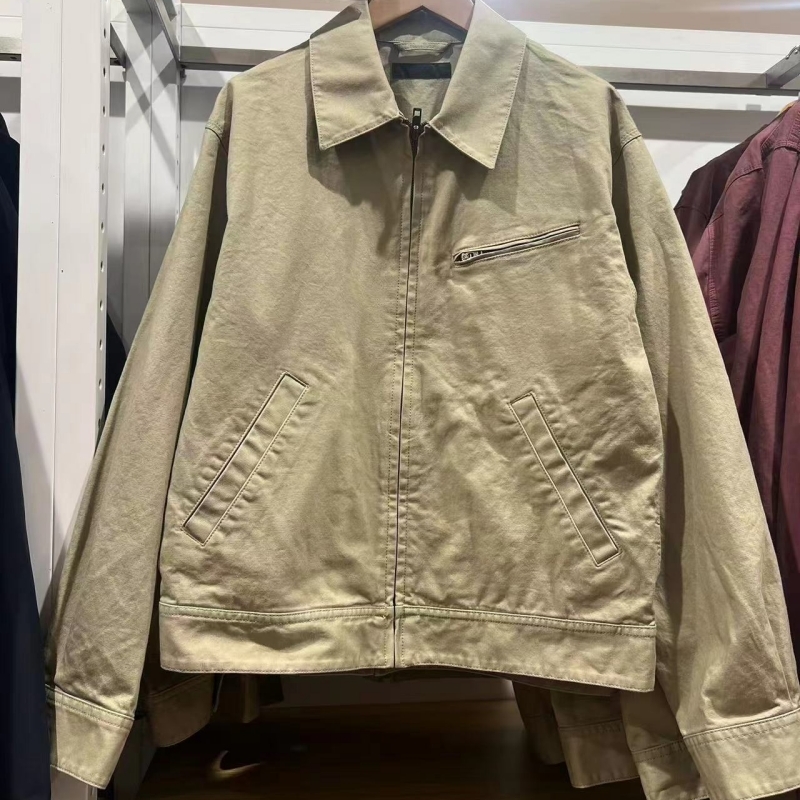 Corduroy jakna s krznom od kunića, kapuljača, rever ovratnik, uski kroj, dugi rukavi