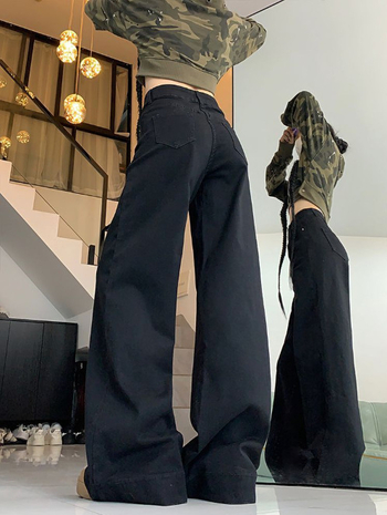 Ženske traperice od denima, visokog struka, širokih krojeva, ice-wash, casual stil