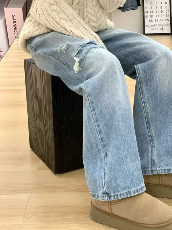 Raspucane ravne traperice za žene, denim s 50–70% pamuka i <30% poliestera, visok struk, ravni kroj, mikroelastičnost
